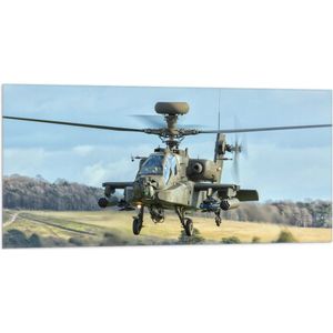 WallClassics - Vlag - Legerhelikopter landend in Landschap - 100x50 cm Foto op Polyester Vlag