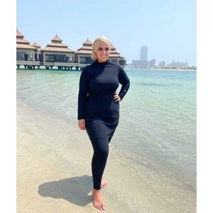 Burkini RIYAD - XL van MADAMME BK Paris maat XL | Burqini | Burkini | Zwarte bescheiden zwemkleding zwemset: zwemtuniek, zwemlegging & zwemtulband hijab bescheiden zwempak | islamitische badkleding | modest swimwear