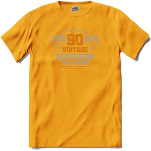 90 Jaar vintage legend - Verjaardag cadeau - Kado tip - T-Shirt - Meisjes - Geel - Maat 12 jaar