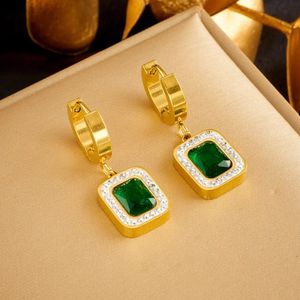 Betoverende 18K Goudkleurige Oorbellen met Groene Smaragd en Witte Zirkonia - Een Stralend Geschenk voor Moederdag, Verjaardag, Valentijnsdag en Kerst!