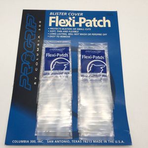 Bowling Bowlers tape 'Pro-Grip flexi-patch' , Kaart met 24 zakjes met 5 stuks bruine tape voor op de duim of vingers ter bescherming van de huid. (oppervlaktes die kunnen schuiven)