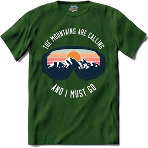 The Mountains Are Calling And I Must Go | Snowboarden - Bier - Winter sport - T-Shirt - Unisex - Bottle Groen - Maat XL