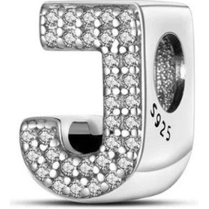 Zilveren Bedel J | Letter | Alfabet | ABC | Sieraden | Moederdag Cadeau | Past op alle bekende merken Armbanden | 925 Zilver Armband | Romystones
