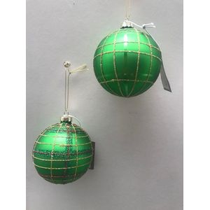 Set van 2 groene glazen kerstballen met gouden glitter geruite kerstornamenten