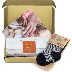 KipKep - Blijf-sokjes - 0-6 maanden - Zwart gestreept - cadeau verpakking - zwart gestreepte baby sokjes - zakken niet af