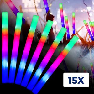 15x Led Foam Sticks - Multicolor Led - Lange Brandduur - Neon Party Sticks - Verjaardag Feest Versiering - Foam Lichtstaaf - Lampjes Kerst - Glow in The Dark