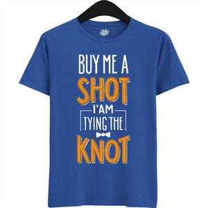 Buy Me A Shot | Vrijgezellenfeest Cadeau Man - Groom To Be Bachelor Party - Grappig Bruiloft En Bruidegom Bier Shirt - T-Shirt - Unisex - Royal Blue - Maat L