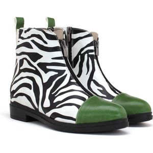 Goby - Zebra Pop Dames Enkellaarzen - Vegan Leer - Handgemaakt - Zebra Design met Groene Details - Maat 40