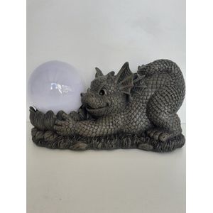 Draken beeld Tuin draak met solarlamp van MystiCalls 15 x 28 x 14 cm