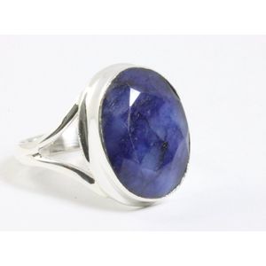 Ovale zilveren ring met blauwe saffier - maat 17.5