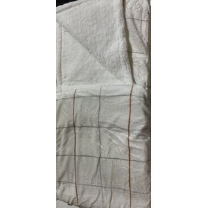 leuke warme fleece plaid Fine Stripe ivoor 150 x 200 met extra schaap zijde