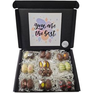 Paaseieren Proeverij Pakket Deluxe 'You are the Best' | Met originele Mystery Card met persoonlijke videoboodschap | proeverij van 9 smaken