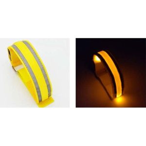 LED lichtband Geel - Lichtgevende band voor wandelen/fietsen/hardlopen - Lichtgevende band met reflectoren voor extra veiligheid in het donker - Inclusief Batterijen - Max. omtrek 33 cm