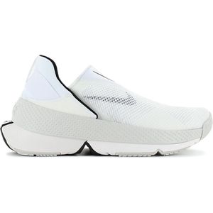 Nike Go FlyEase - Slip-On Sneakers Sportschoenen Schoenen  Wit CW5883-101 - Maat EU 38.5 US 6