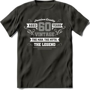 60 Jaar Legend T-Shirt | Zilver - Wit | Grappig Verjaardag en Feest Cadeau | Dames - Heren - Unisex | Kleding Kado | - Donker Grijs - 3XL