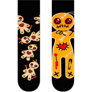 Halloween Sokken Voodoo Doll - 2 verschillende sokken - Dames maat 36-40 - Voodoo pop - Halloween accessoires