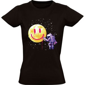 Astronaut maakt smiley met graffiti Dames T-shirt - maan - ruimte - wereld - lachen - ruimtevaart - blij - glimlach