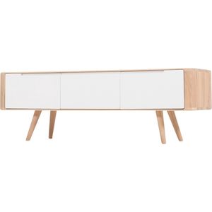 Gazzda Ena lowboard houten tv meubel whitewash - 135 x 42 cm