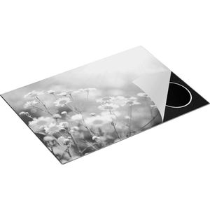 Chefcare Inductie Beschermer Witte Kamille Bloemen met Zonneschijn - Zwart Wit - 77x51 cm - Afdekplaat Inductie - Kookplaat Beschermer - Inductie Mat