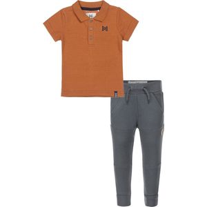 Koko Noko - Kledingset - Jongens - Joggingbroek Steel Blue - Polo Shirt Camel bruin - Maat 80