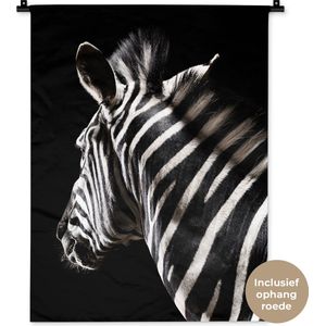 Wandkleed Dieren - Close-up van een zebra op een zwarte achtergrond Wandkleed katoen 60x80 cm - Wandtapijt met foto