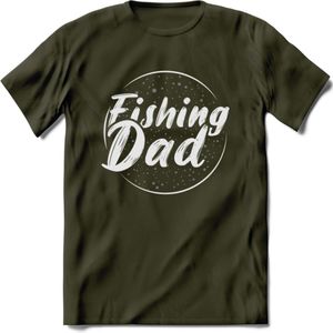 Fishing Dad - Vissen T-Shirt | Zilver | Grappig Verjaardag Vis Hobby Cadeau Shirt | Dames - Heren - Unisex | Tshirt Hengelsport Kleding Kado - Leger Groen - XL