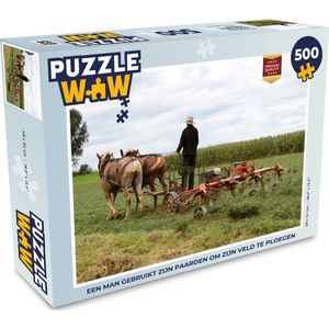 Puzzel Een man gebruikt zijn paarden om zijn veld te ploegen - Legpuzzel - Puzzel 500 stukjes