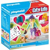 PLAYMOBIL City Life Modemeisje met hond - 70595
