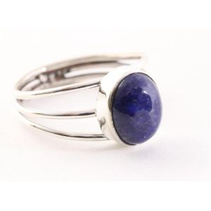 Opengewerkte zilveren ring met lapis lazuli - maat 19.5