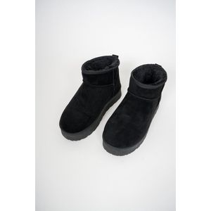 Fluffy boots Ultra Low | Schoenen dames | Kerst | Fluffy boots | Casual | Lage laars | Kleur Zwart | Maat 38
