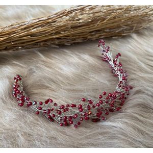 haarband - hoofdband- haarstreng-diadeem-handgemaakte bruidsaccessoires-steentjes kristallen-bruiloft-kerstmis-nieuwjaar-bruidsmeisje-trouwfeest-fotoshoot-rood bordeaux