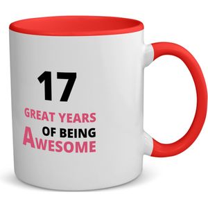 Akyol - 17 great years of being awesome koffiemok - theemok - rood - Hoera 17 jaar - iemand die 17 jaar is geworden - verjaardagscadeau - verjaardag - cadeau - kado - geschenk - gift - goeie jaren - 350 ML inhoud