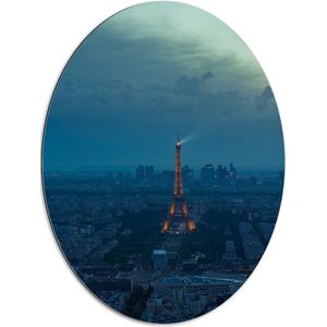WallClassics - Dibond Ovaal - De Stad Parijs en de Eiffeltoren in de Nacht - 60x80 cm Foto op Ovaal (Met Ophangsysteem)