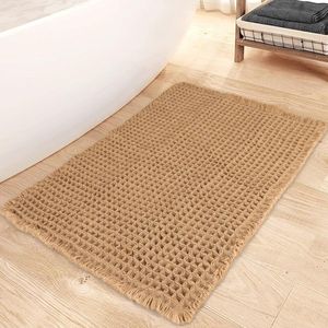 Inovra ® Stijlvolle Boho Badmat met Wafeldesign en Kwastjes, 46 x 77 cm, Super Absorberend en Antislip