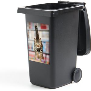 Container sticker Katten  - Kat springend op stoel - 40x60 cm - kliko sticker - weerbestendige containersticker