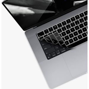 kwmobile Toetsenbord Cover Compatibel met Apple MacBook Pro 16"" (2021) A2485 - Toetsenbord Cover Amerikaans Engels QWERTY - Zwart