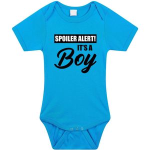 Spoiler alert boy gender reveal cadeau tekst baby rompertje blauw jongens - Kraamcadeau - Babykleding 80