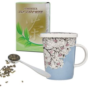 luxe geschenken set voor vrouw, moeder of vriendin bestaande uit theebeker amandel bloesem 150 gram gezonde losse groene thee van de hele theebladeren plus stalen maatlepel.