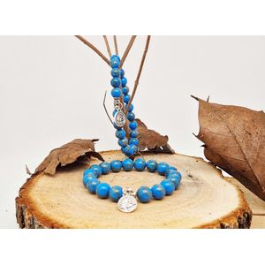 Handgemaakte natuursteen Geluksarmband met hanger ""Astrologische Symbolen "" Blauw howliet gesponnen goud"" -8 mm diameter van de korrel- Diameter armband 20 cm - Kies je favoriete Astrologische Symbolen - Een mooi cadeau voor familie en vrienden