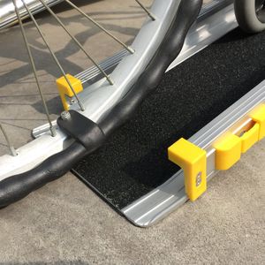 Telescopische oprijgoten met griptape – 213 cm