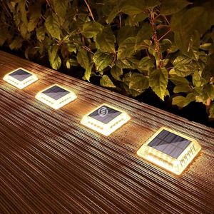Equivera Tuinlamp - Tuinverlichting - Garden Lights - Pad Verlichting - Outdoor - Solar Tuin Lichten - Tuinlicht - Buitenverlichting - Kerstcadeau - Sinterklaas - Sinterklaas Cadeau - Cadeau Voor Vrouw - Cadeau Voor Man - Cadeau