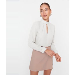 Trendyol Blauwe Geweven Blouse Met Hoge Kraag Twoaw20Bz0462