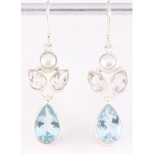 Zilveren oorbellen met blauwe en witte topaas en zoetwater parel