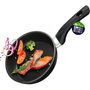KADAX - Braadpan, pan met antiaanbaklaag, gecoate gourmetpan - inductie universele pan, braadpan voor vetvrij koken, pan met kunststof handvat - diameter 18 cm