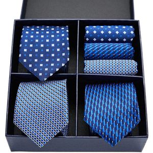 Luxe doos met 3 stuks 100% zijden stropdassen en pochets |  geschenkdoos - giftbox