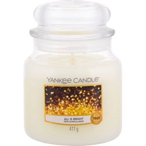 Yankee Candle - All is Bright Classic Medium Geurkaars - 90 branduren