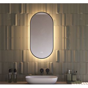 Ovale badkamerspiegel met indirecte verlichting, verwarming, touch sensor, kleurenwissel en mat zwart frame 40×80 cm
