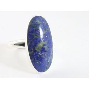 Langwerpige zilveren ring met lapis lazuli - maat 17