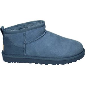 UGG - Classic Ultra Mini - Enkellaarsjes - Marineblauw - Leer