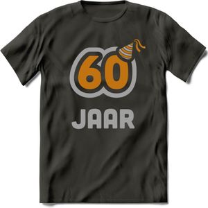 60 Jaar Feest T-Shirt | Goud - Zilver | Grappig Verjaardag Cadeau Shirt | Dames - Heren - Unisex | Tshirt Kleding Kado | - Donker Grijs - 3XL